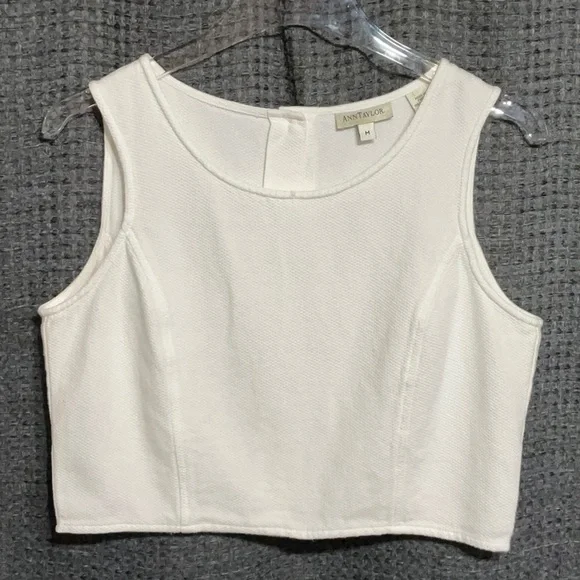 ANN TAYLOR Button Down Back Top, Crop - Picture 1 of 3